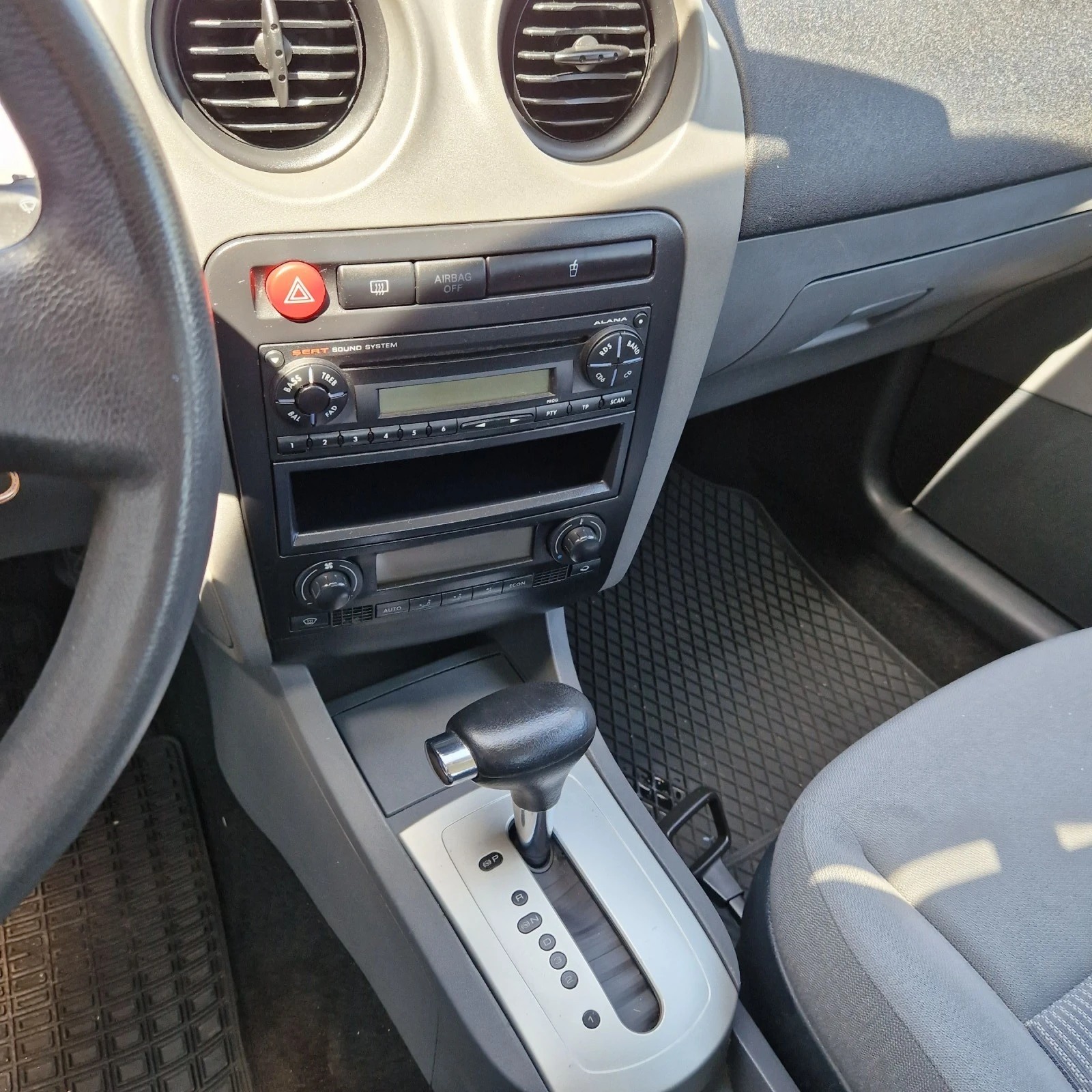 Seat Ibiza 1.4i АВТОМАТИК - изображение 8