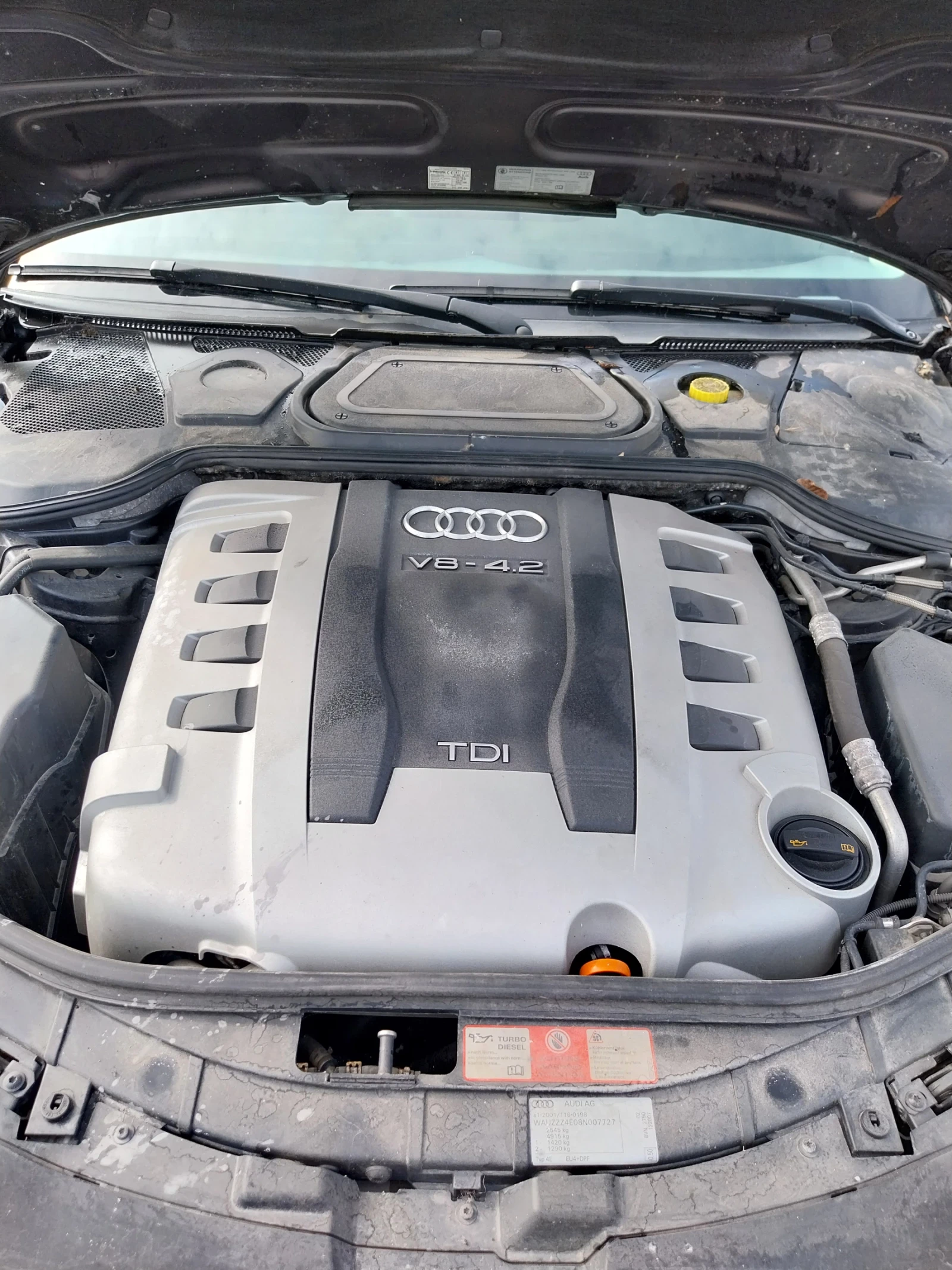 Audi A8 4.2 Faclift - изображение 4