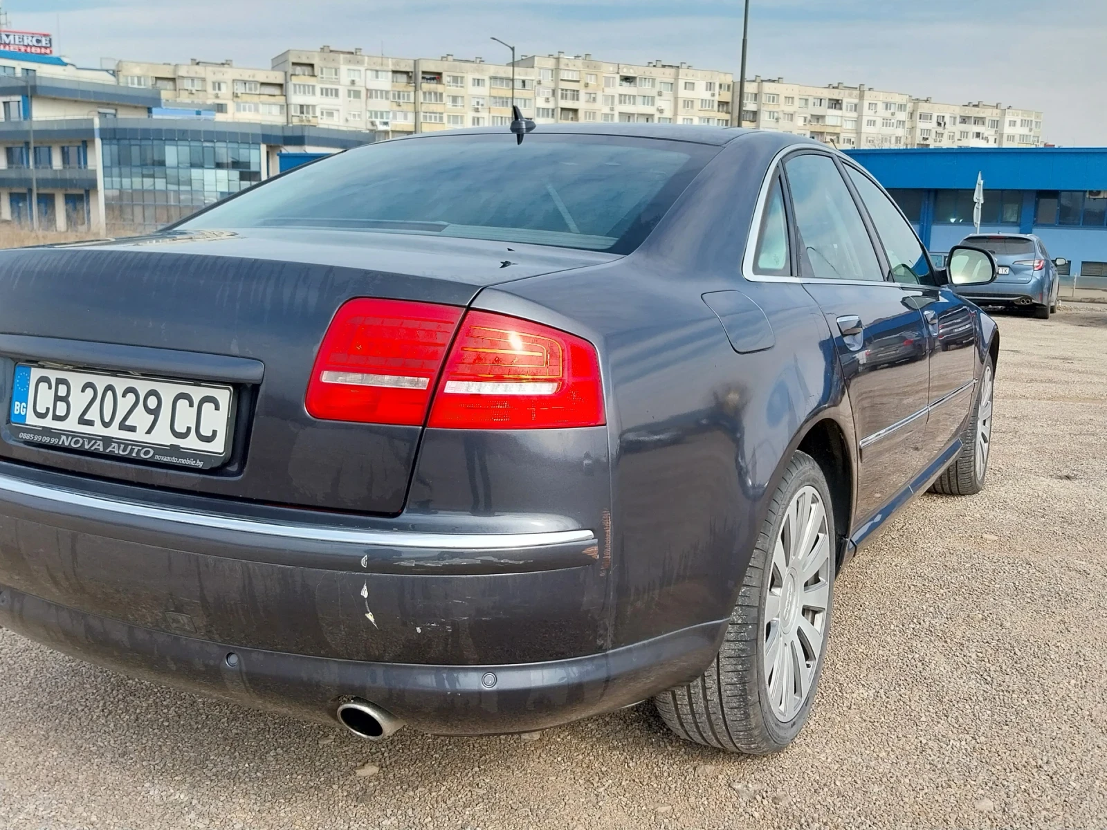 Audi A8 4.2 Faclift - изображение 3