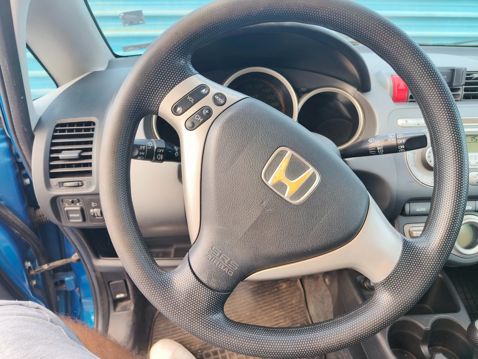 Honda Jazz 1.4 - изображение 5