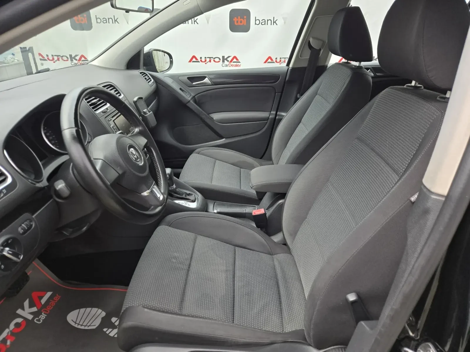 VW Golf 2.0TDI-140кс= АВТОМАТ= НАВИ= КЛИМАТРОНИК - изображение 7