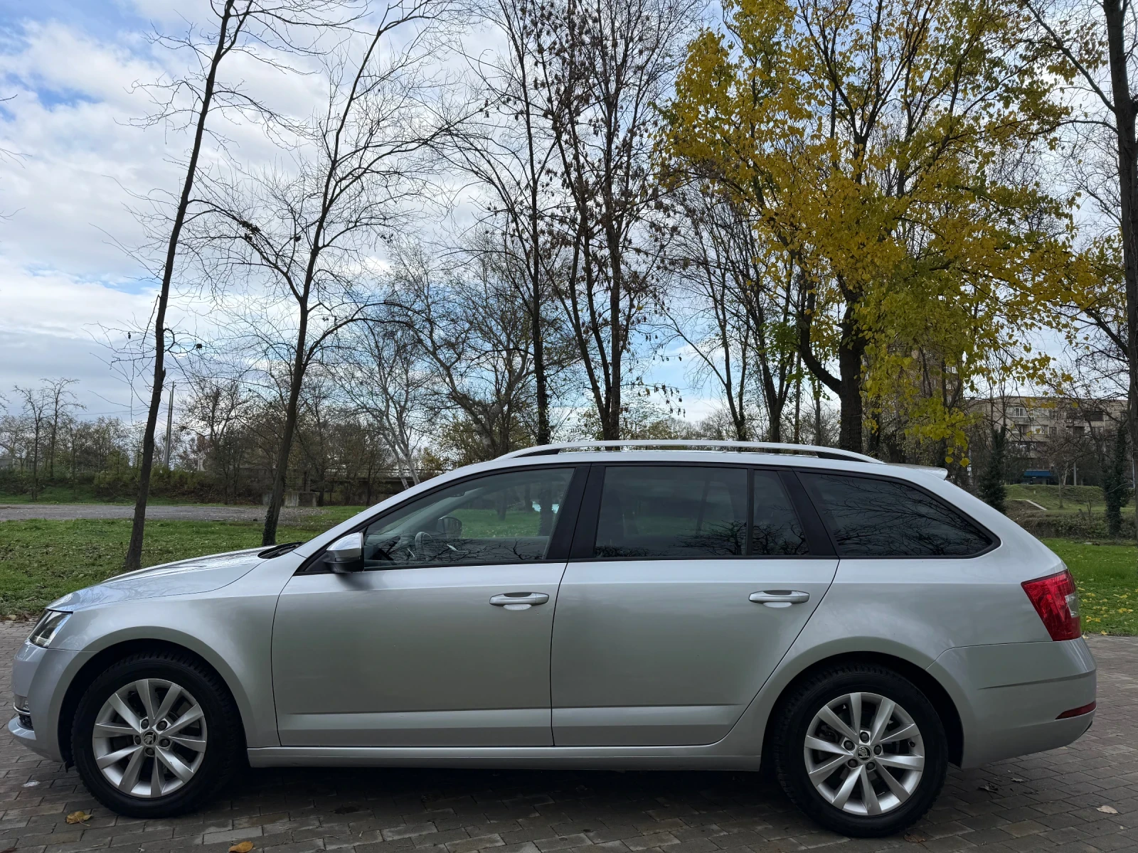 Skoda Octavia  - изображение 3