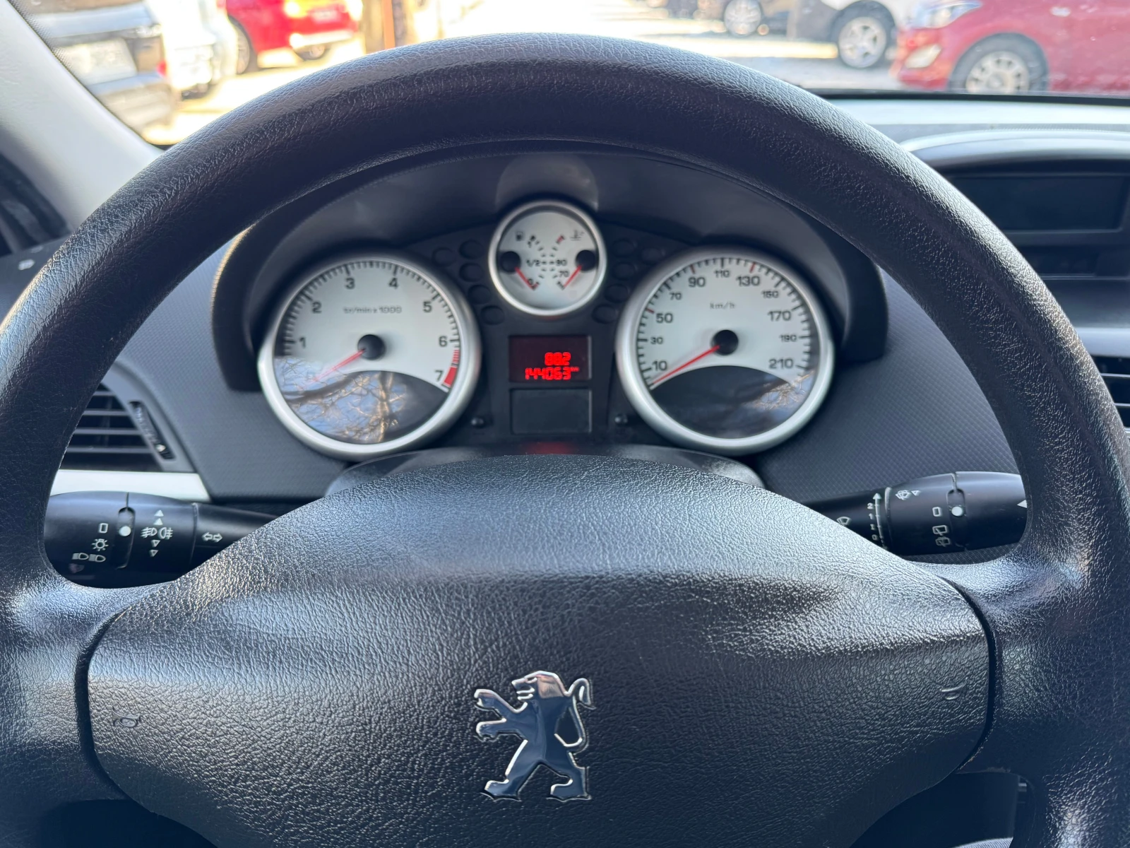 Peugeot 207 1.4i-ЛИМИТЕД - изображение 7