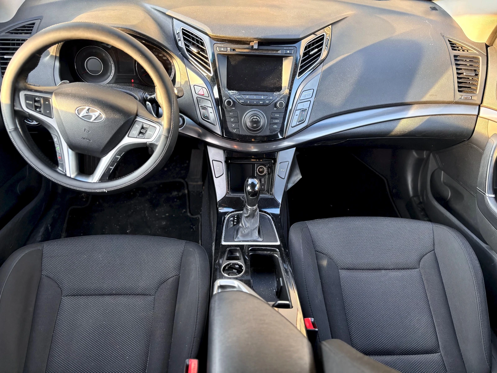 Hyundai I40 | Mobile.bg � ����������� 10