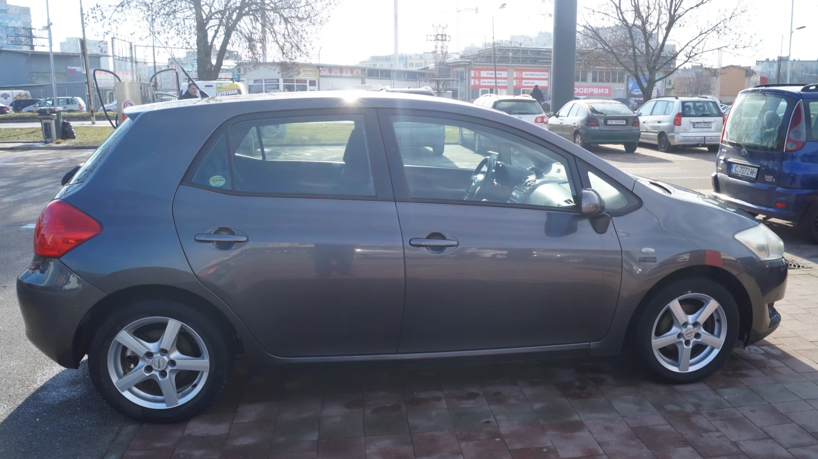 Toyota Auris Бензин/газ, снимка 2 - Автомобили и джипове - 54182484