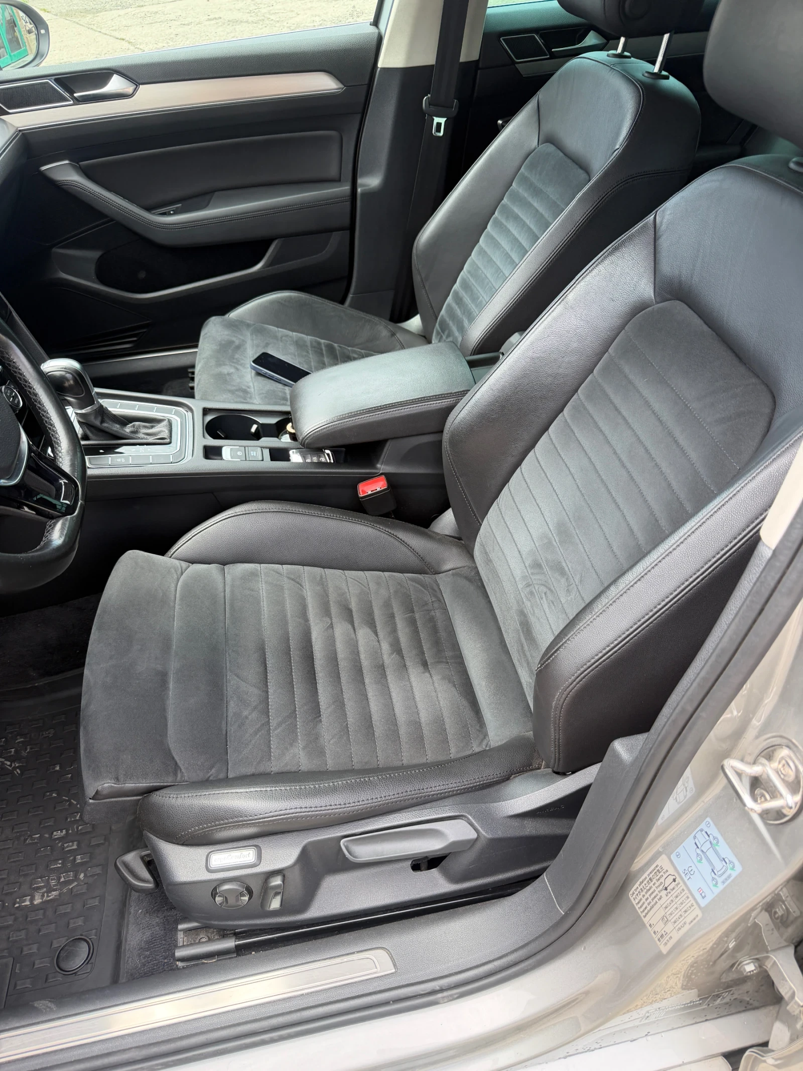 VW Passat R line full led, снимка 14 - Автомобили и джипове - 54809743