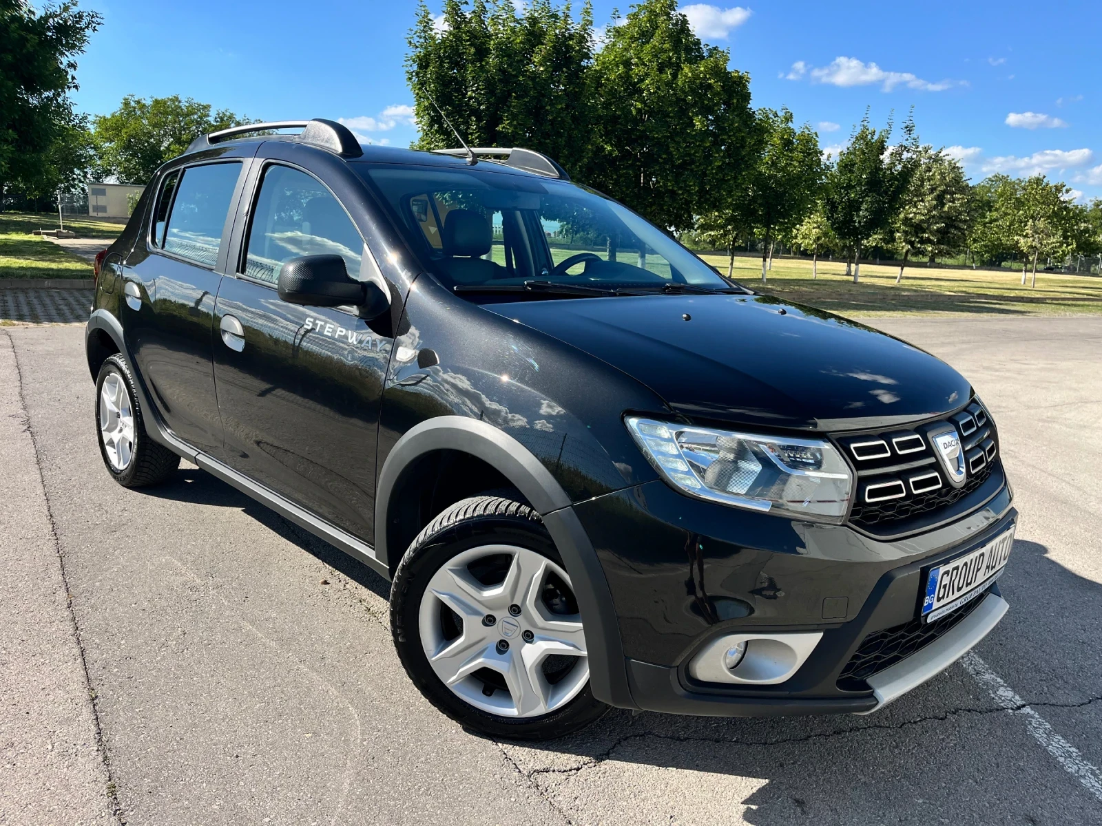 Dacia Sandero 1.5D-STEPWAY/КАМЕРА/НАВИГАЦИЯ/КОЖА/LED!!!