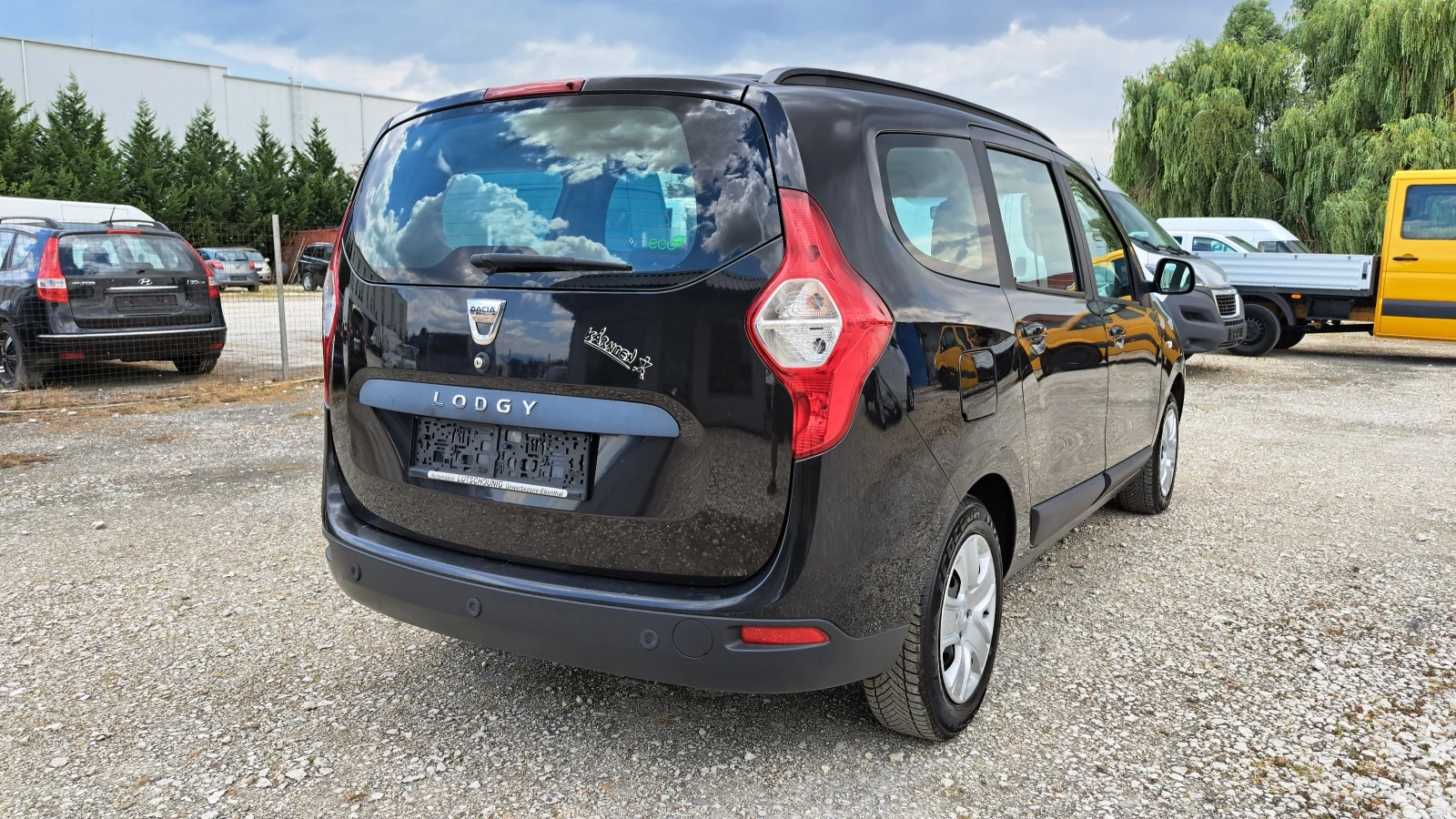 Dacia Lodgy 1.5DCI-КЛИМАТИК/EURO5, снимка 4 - Автомобили и джипове - 55270250