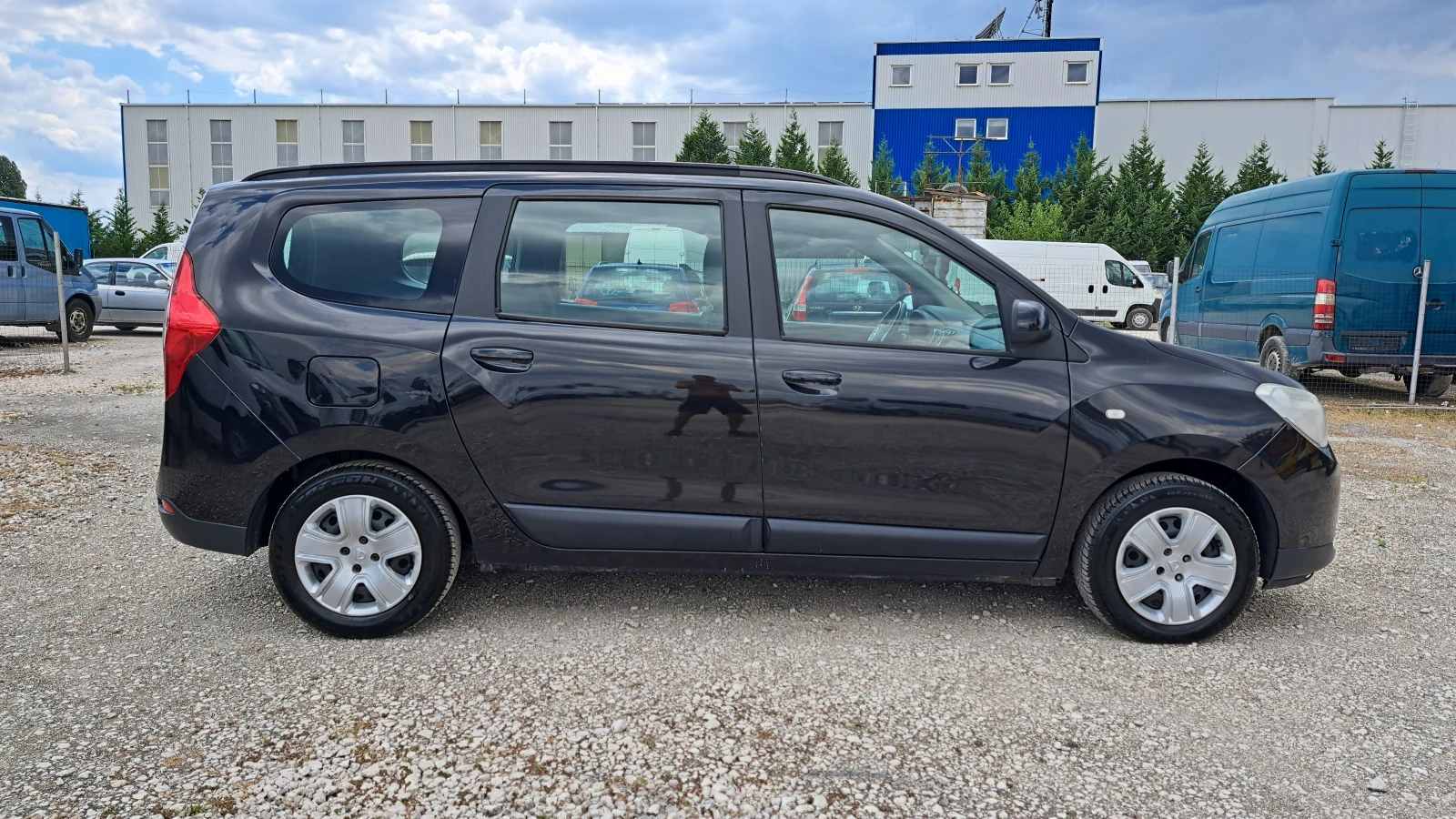 Dacia Lodgy 1.5DCI-КЛИМАТИК/EURO5, снимка 8 - Автомобили и джипове - 55270250