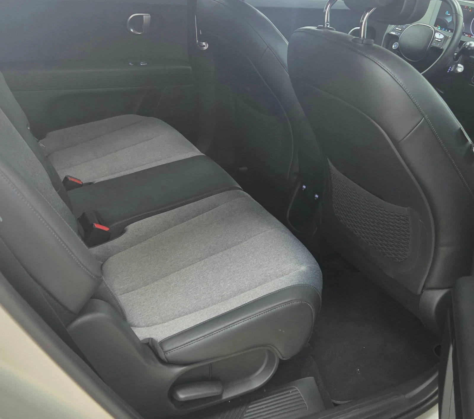 Hyundai Ioniq 5 SOH100%/СЕРВИЗНА КНИЖКА, снимка 12 - Автомобили и джипове - 55657291