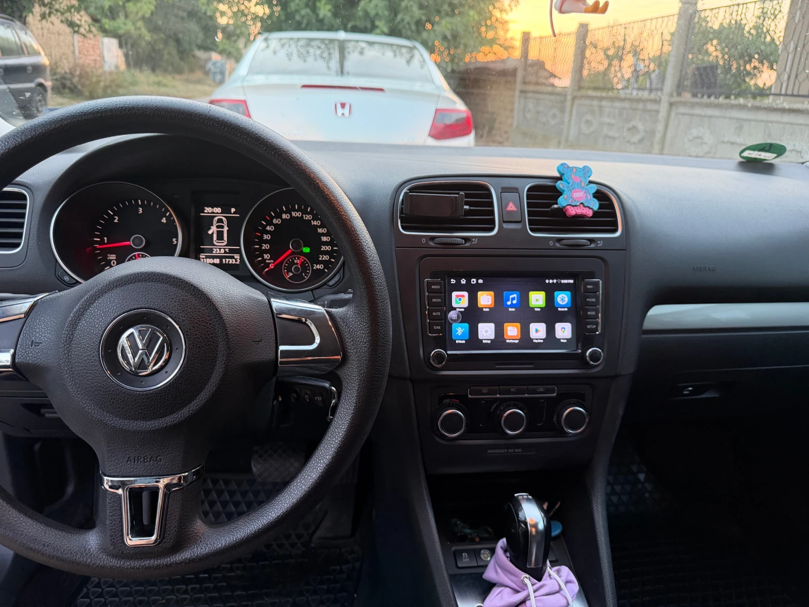 VW Golf 1.6 , снимка 6 - Автомобили и джипове - 55848836