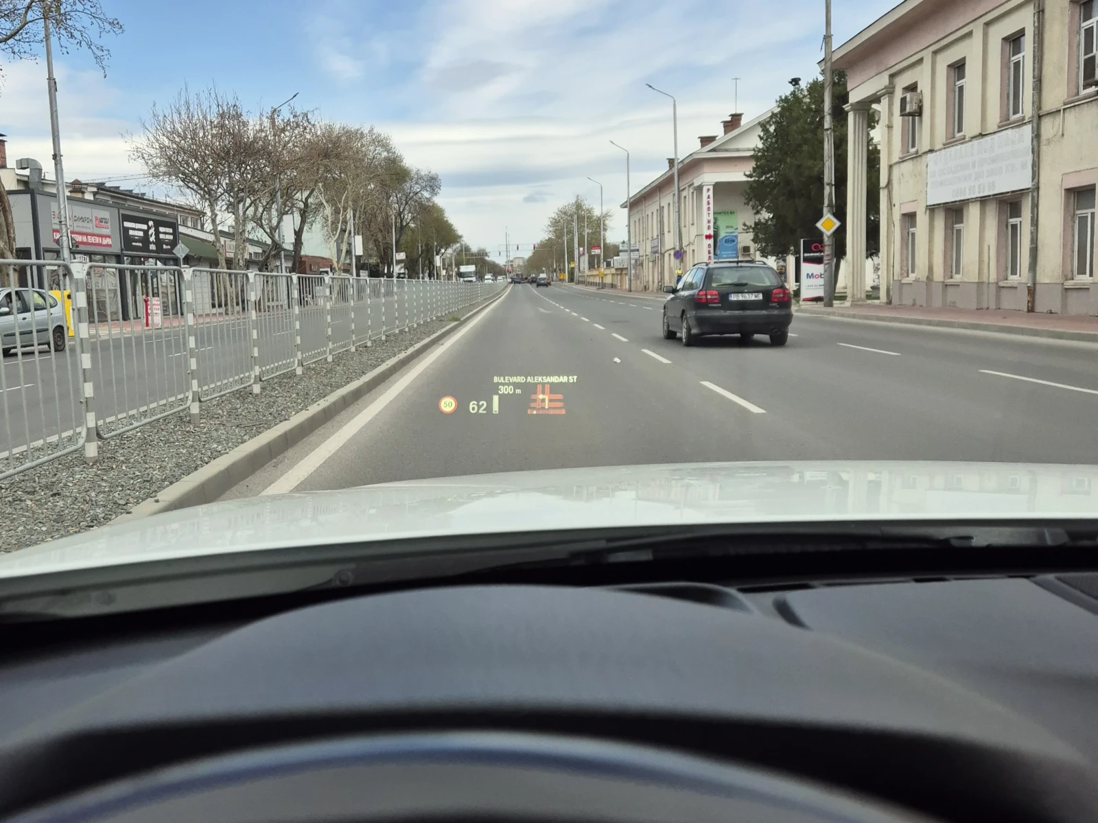 BMW 320, снимка 14 - Автомобили и джипове - 56162552