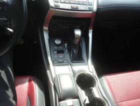 Lexus NX 300h F-Sport Hybrid 4x4, снимка 17