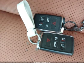 Jaguar F-PACE R-DYNAMIC S P250 - 36700 € / 71778.96 лв. - 12514671 9