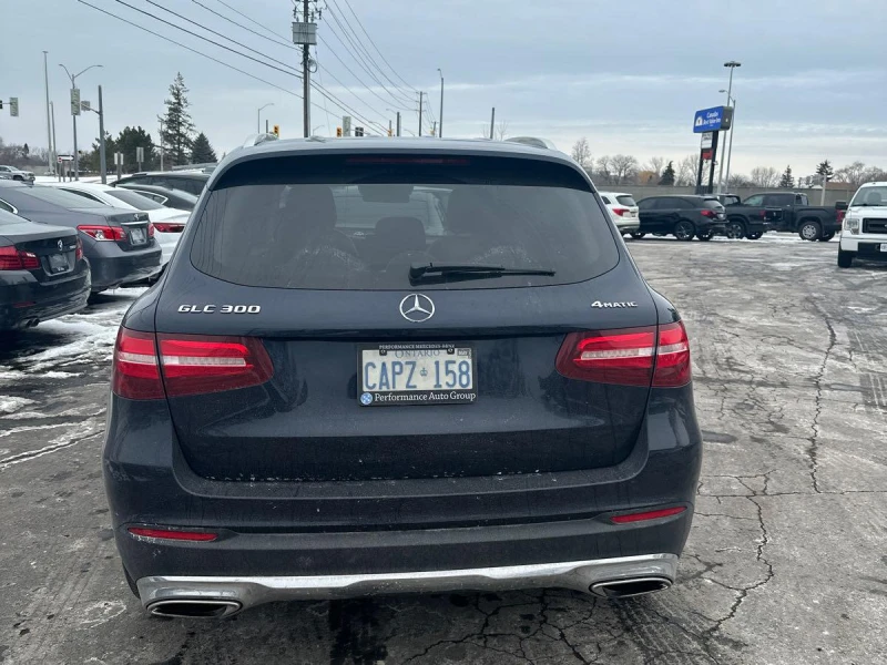 Mercedes-Benz GLC 300 Без щета, Канада, снимка 4 - Автомобили и джипове - 49031201