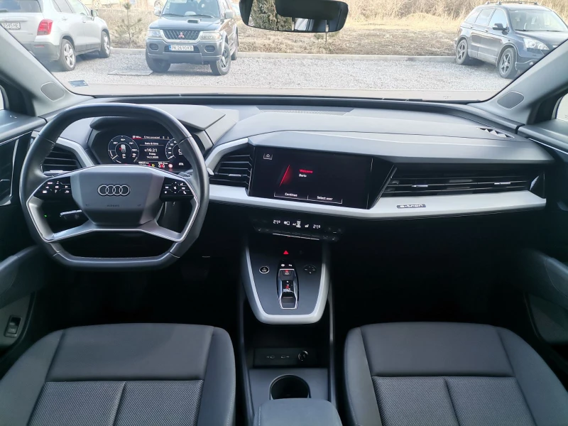 Audi Q4 e-tron, снимка 12 - Автомобили и джипове - 49132470