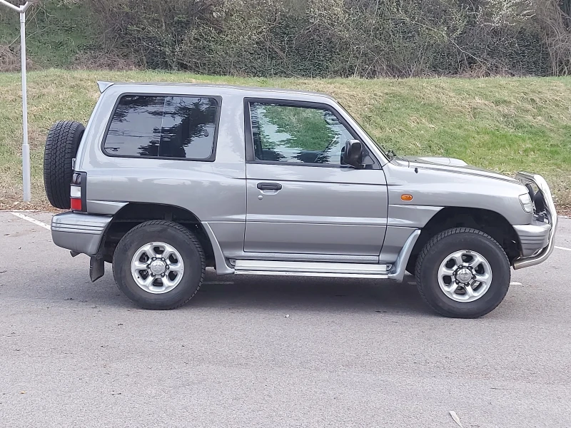 Mitsubishi Pajero 2.8 тди, снимка 10 - Автомобили и джипове - 49599331