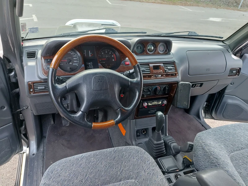 Mitsubishi Pajero 2.8 тди, снимка 2 - Автомобили и джипове - 49599331