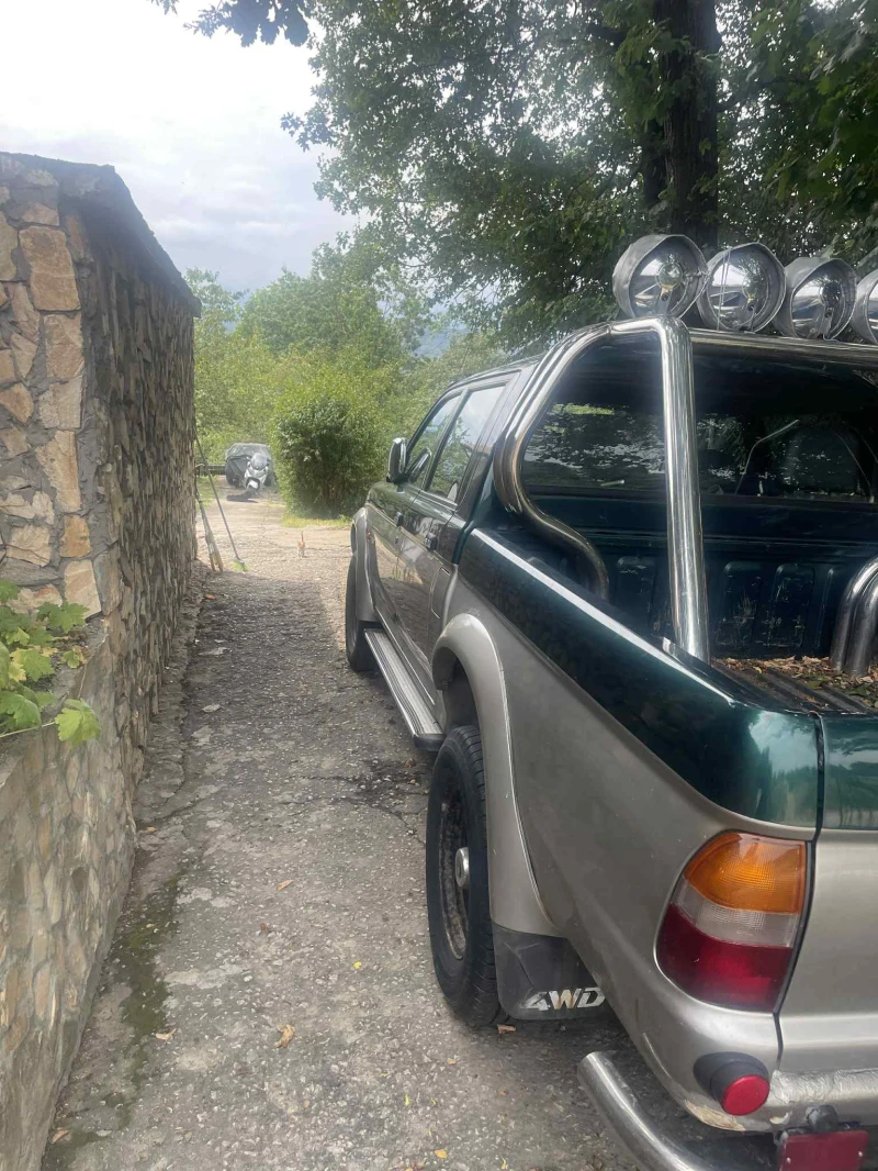 Mitsubishi L200 2.5, снимка 5 - Автомобили и джипове - 52391937