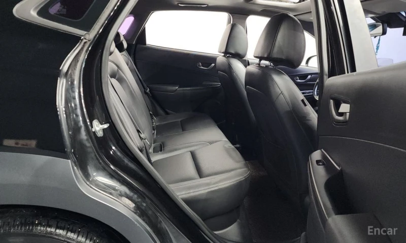 Hyundai Kona, снимка 12 - Автомобили и джипове - 52736270