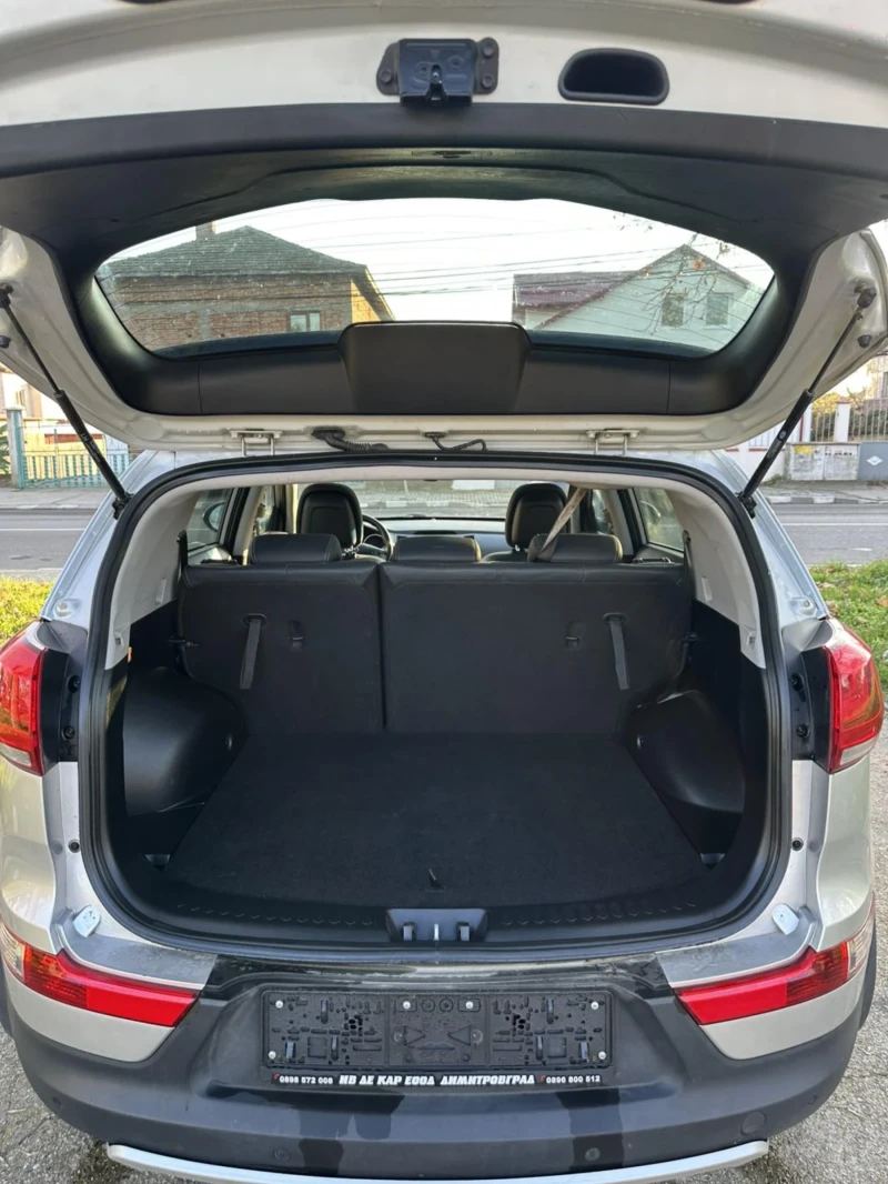Kia Sportage, снимка 8 - Автомобили и джипове - 52752012