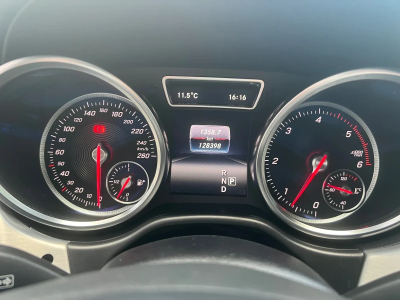 Mercedes-Benz GLE 350, снимка 9 - Автомобили и джипове - 53142388