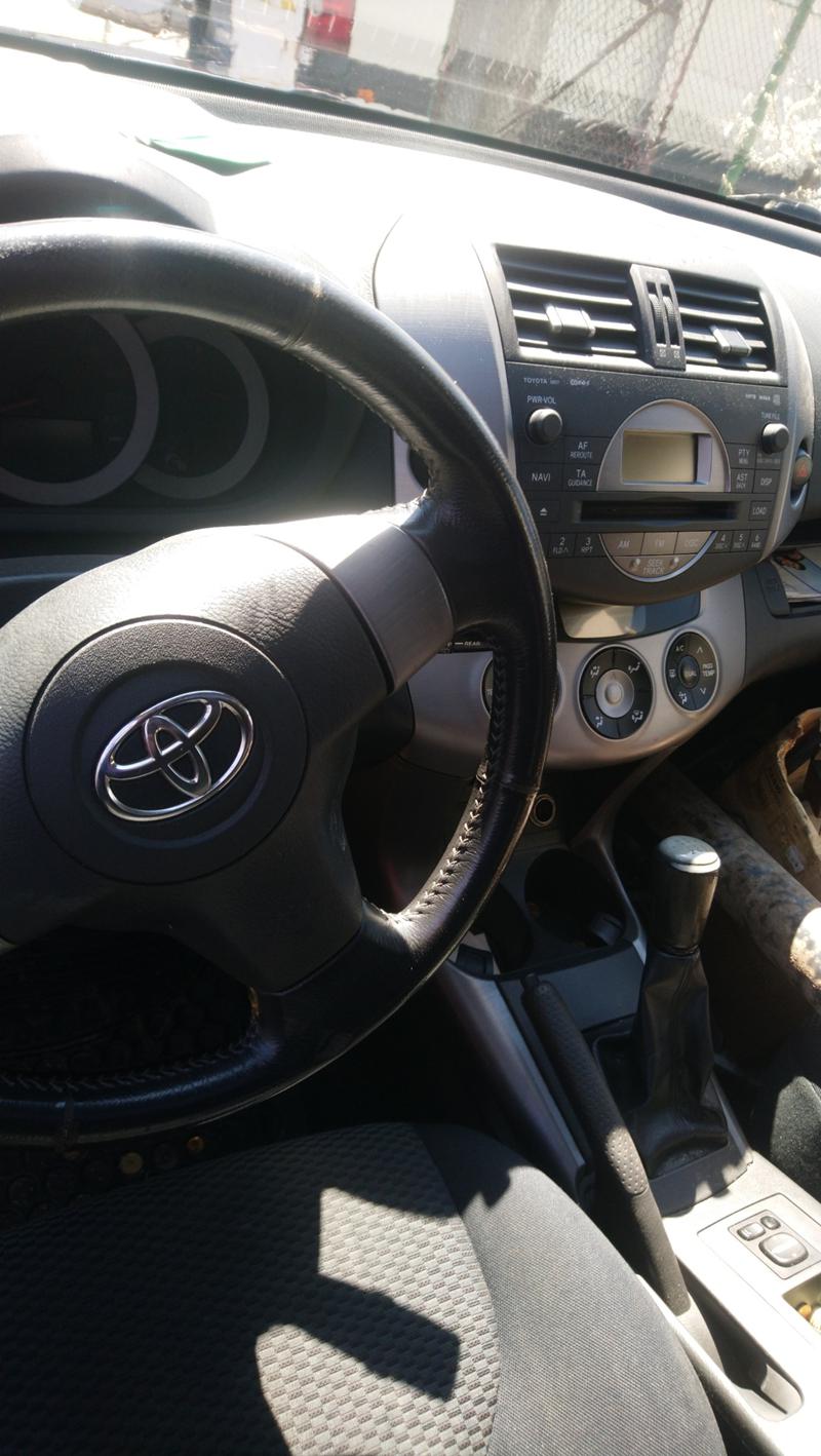 Toyota Rav4, снимка 5 - Автомобили и джипове - 45334190