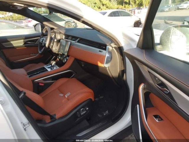 Jaguar F-PACE R-DYNAMIC S P250 - изображение 7