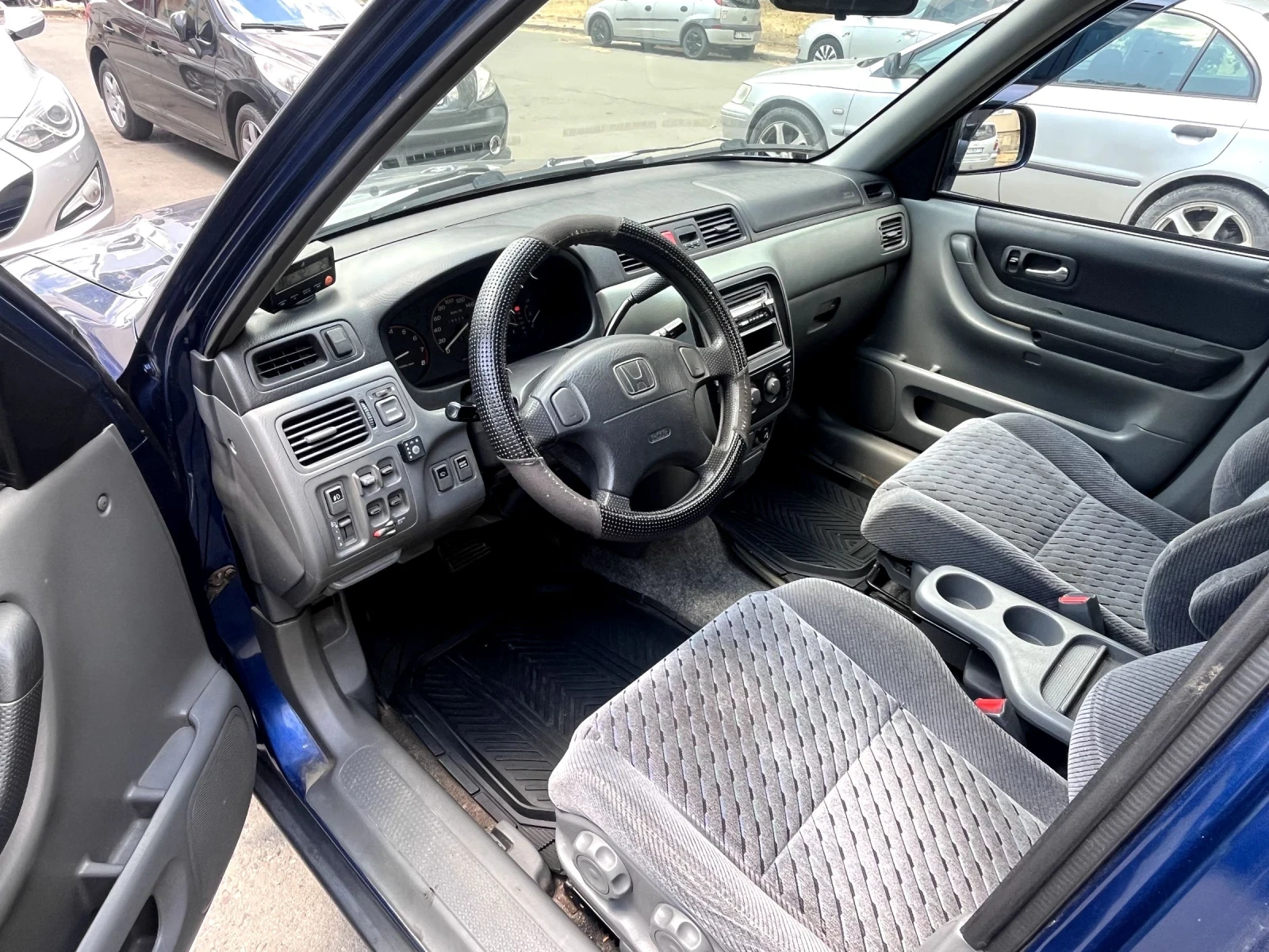 Honda Cr-v 2.0 - изображение 5