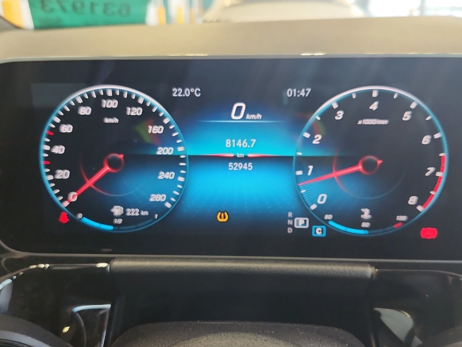 Mercedes-Benz GLA * AMG GLA 35 * АВТОКРЕДИТ* * ЦЕНА ДО БЪЛГАРИЯ*  - изображение 7