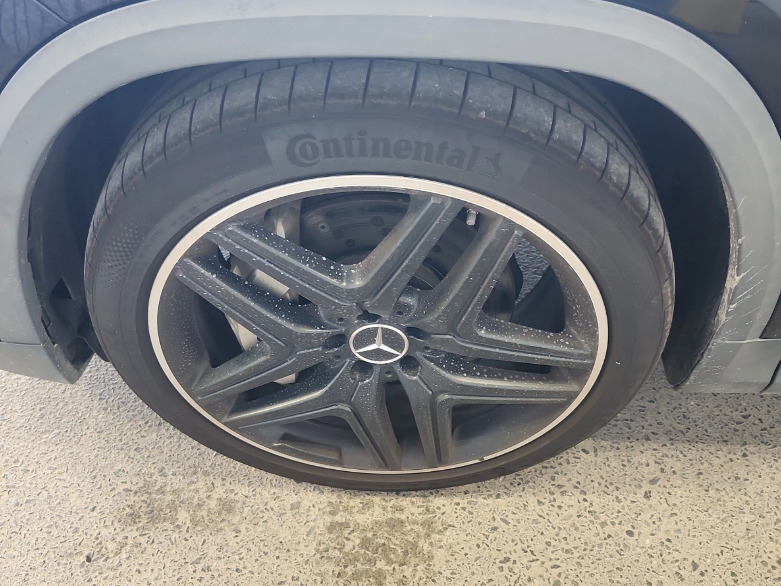 Mercedes-Benz GLA * AMG GLA 35 * АВТОКРЕДИТ* * ЦЕНА ДО БЪЛГАРИЯ*  - изображение 3
