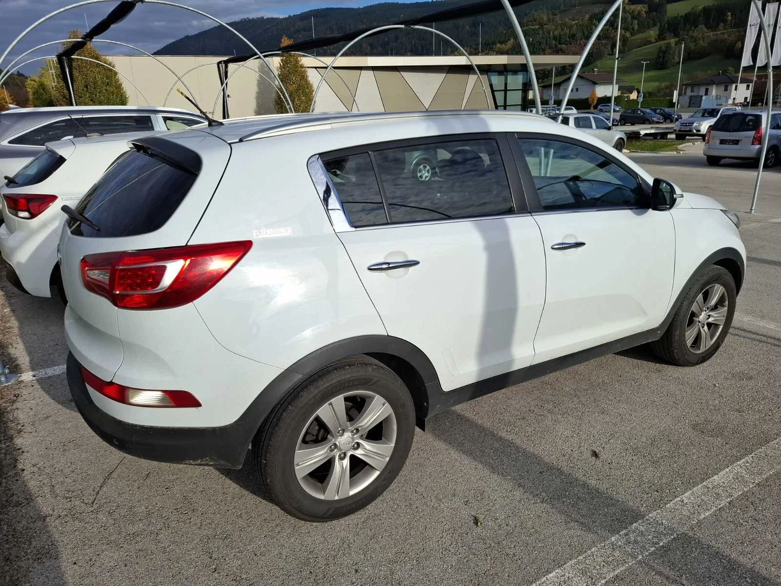 Kia Sportage 1.7 * Камера * Подгрев * Led * ТОП *  - изображение 3
