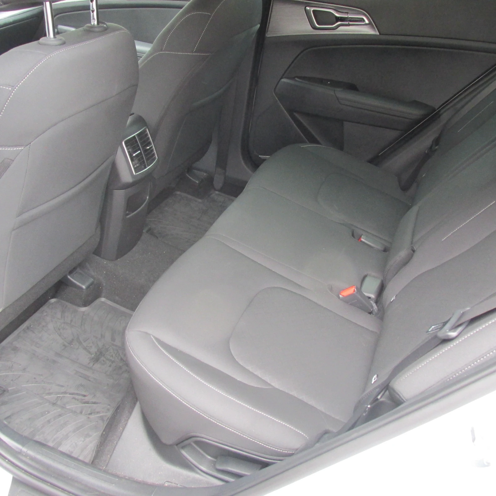 Kia Sportage 1.6T - изображение 7