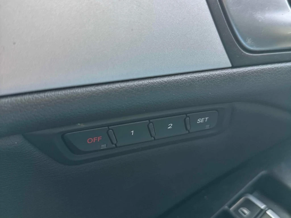 Audi Q5 * 2.0T Komfort * CARFAX * ��� ������������ ������ | Mobile.bg � ����������� 12