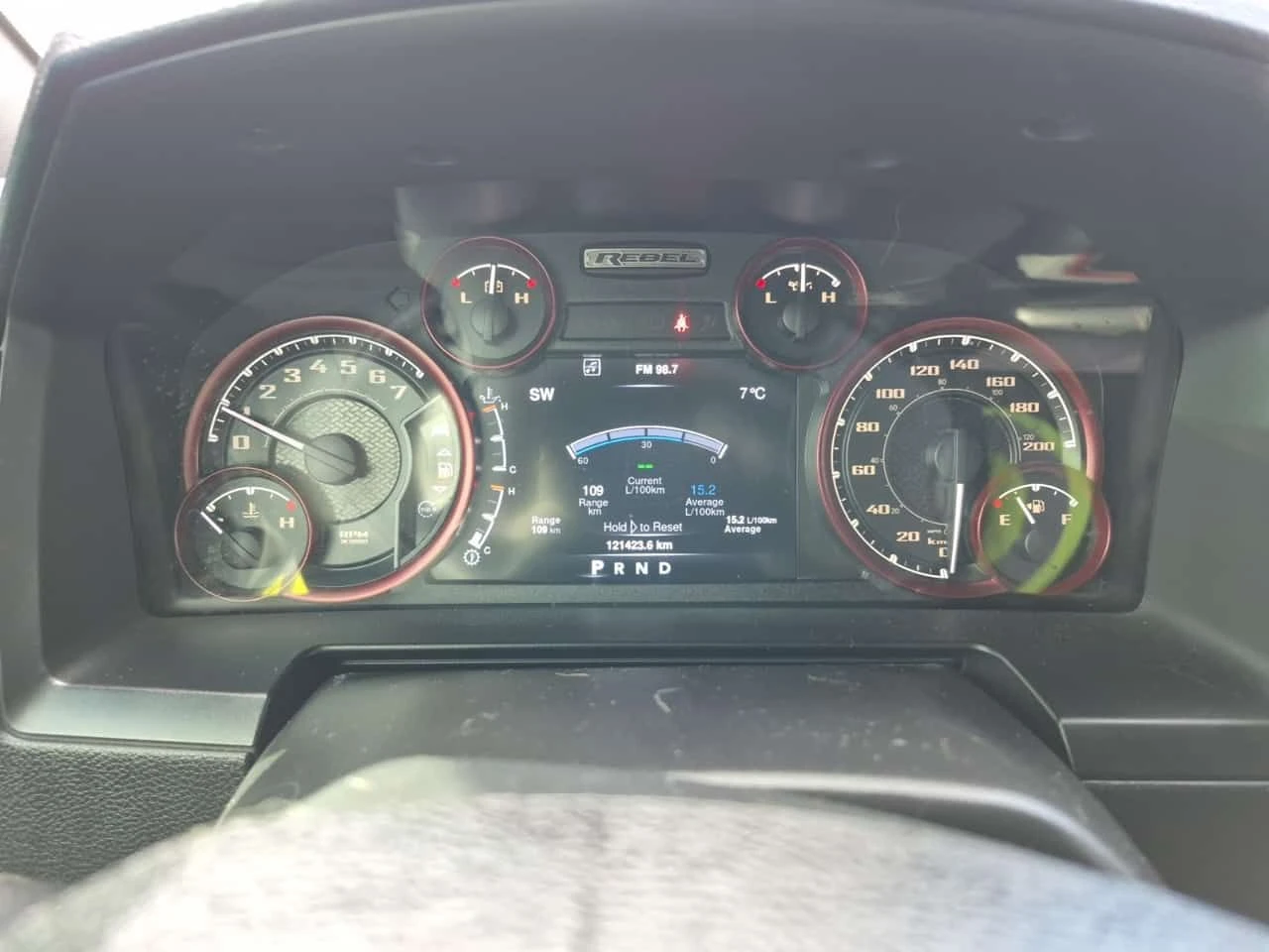 Dodge RAM 1500 * REBEL CREW CAB SHORT BED * , снимка 9 - Автомобили и джипове - 54078868