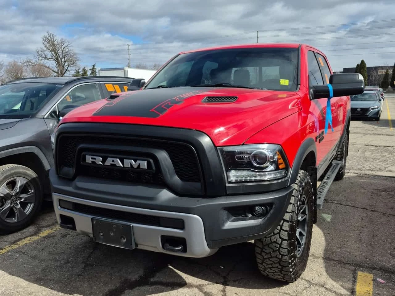 Dodge RAM 1500 * REBEL CREW CAB SHORT BED * 