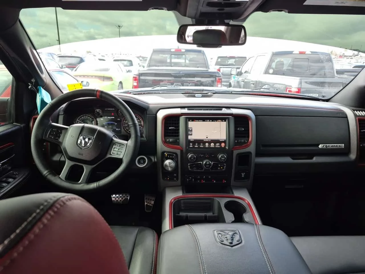 Dodge RAM 1500 * REBEL CREW CAB SHORT BED * , снимка 10 - Автомобили и джипове - 54078868