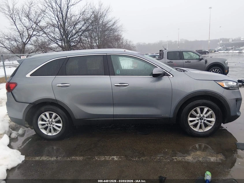Kia Sorento 2.4l 2.4L Lx, снимка 13 - Автомобили и джипове - 54524413