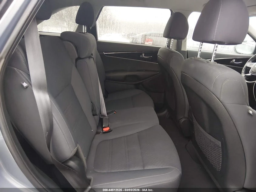 Kia Sorento 2.4l 2.4L Lx, снимка 8 - Автомобили и джипове - 54524413