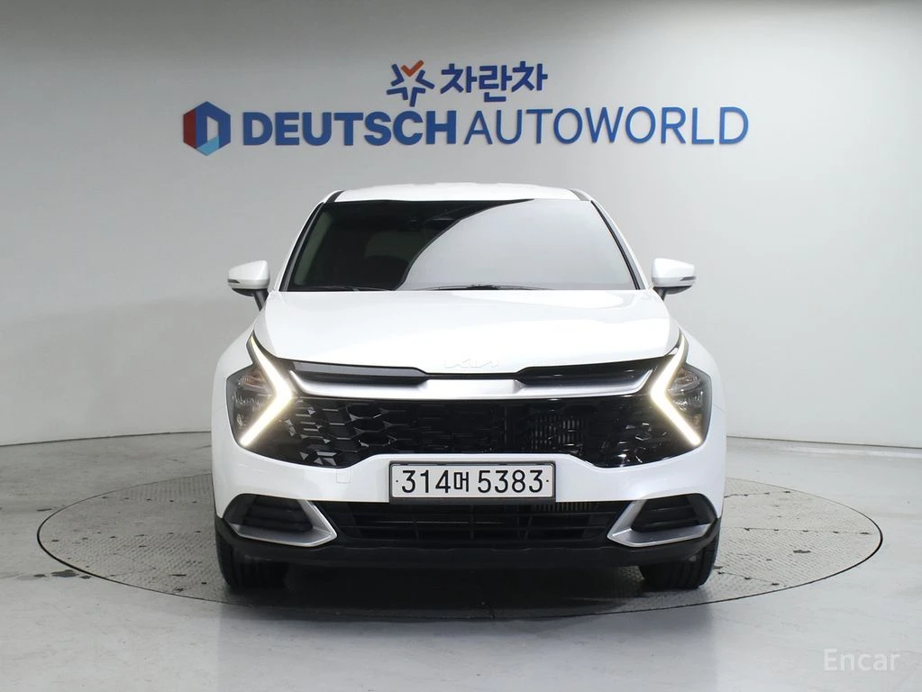 Kia Sportage 1.6T Trendy 4x4* HARMAN KARDON* ПОДГРЕВ* КАМЕРА* , снимка 2 - Автомобили и джипове - 54748986