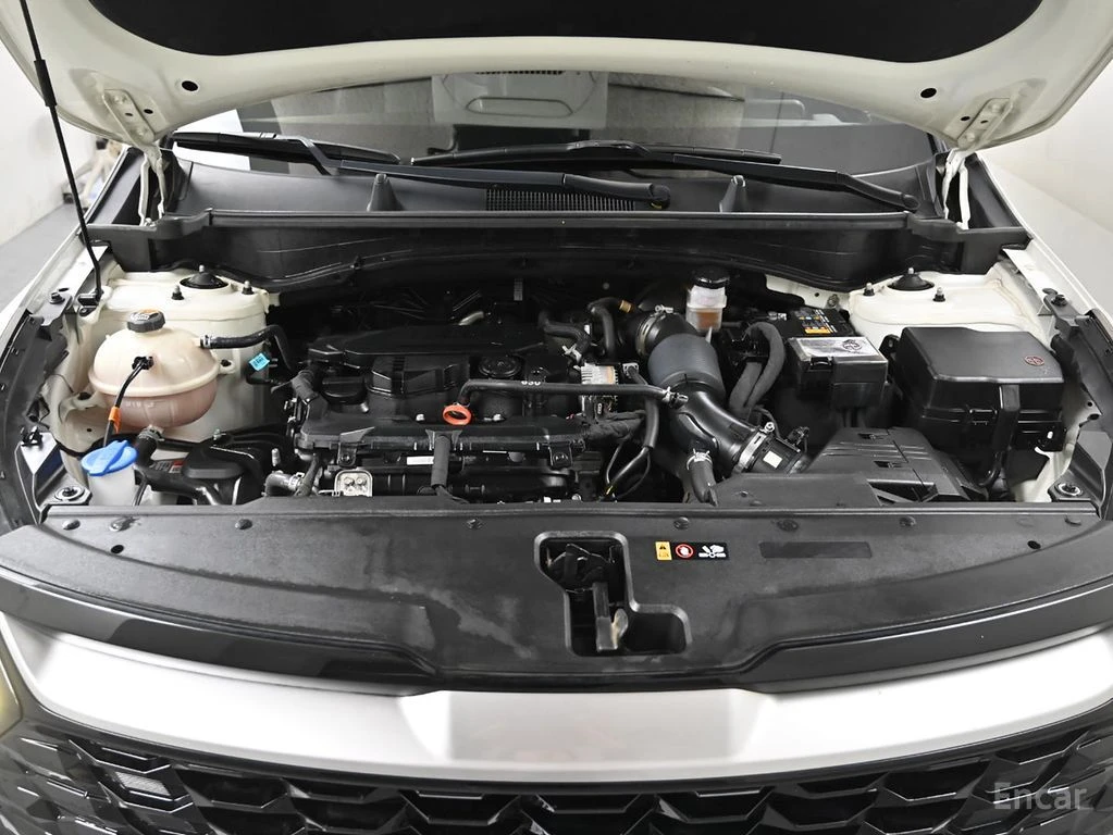 Kia Sportage 1.6T Trendy 4x4* HARMAN KARDON* ПОДГРЕВ* КАМЕРА* , снимка 16 - Автомобили и джипове - 54748986