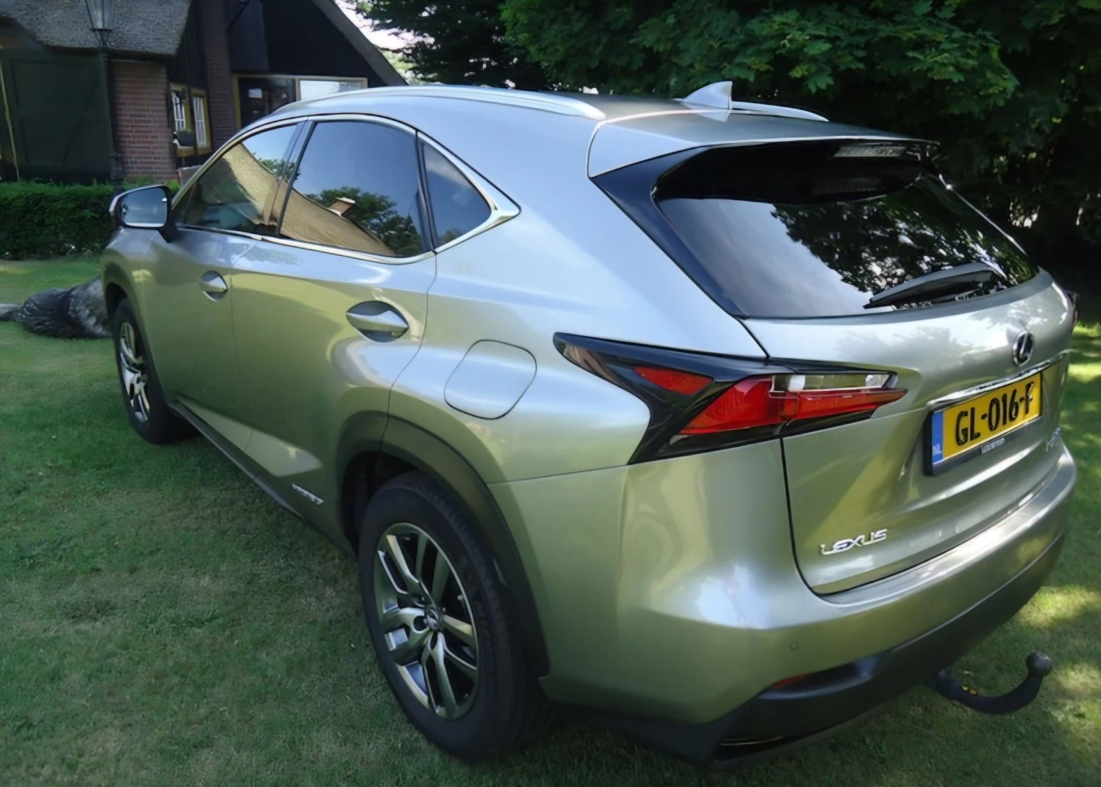 Lexus NX 300h Luxury Line AWD, снимка 5 - Автомобили и джипове - 54961482