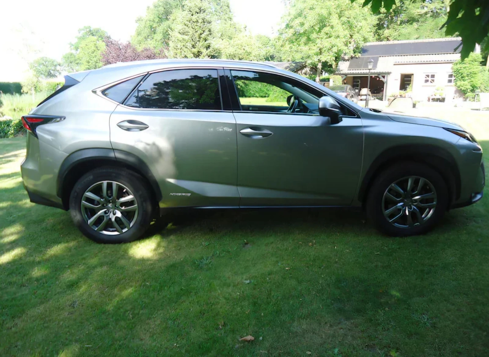 Lexus NX 300h Luxury Line AWD, снимка 7 - Автомобили и джипове - 54961482