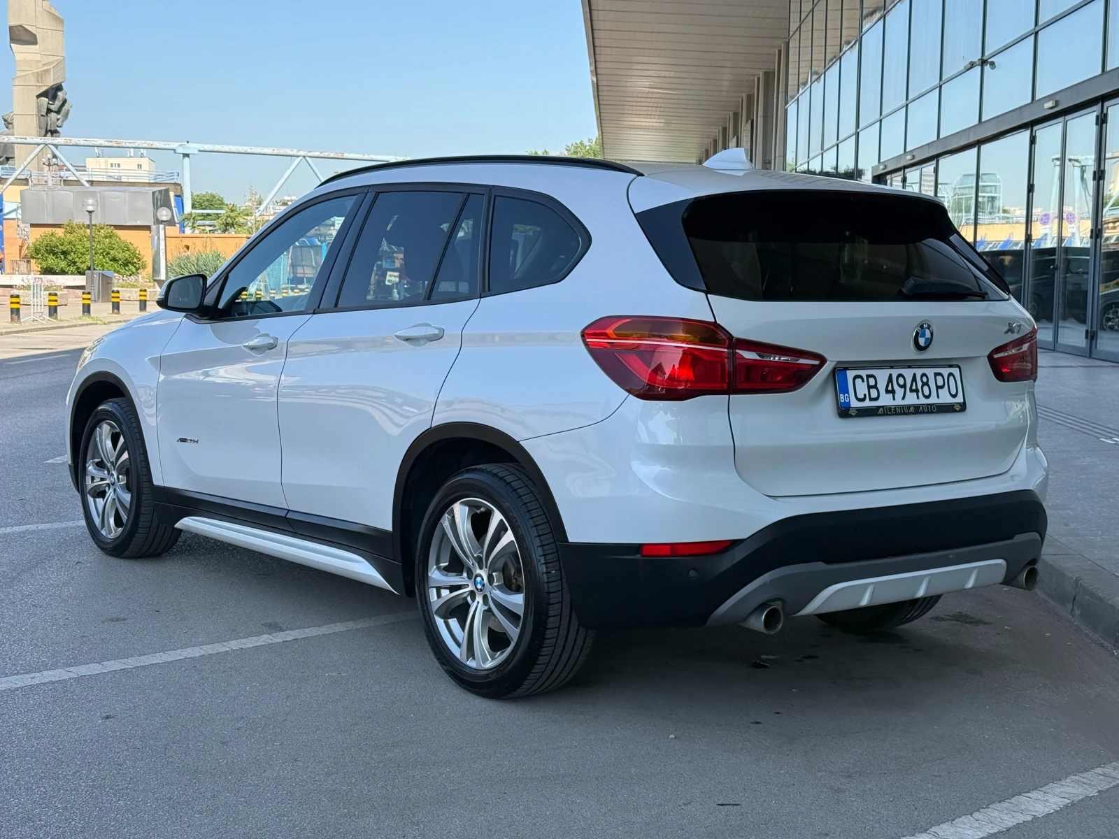 BMW X1 6 МЕСЕЦА ГАРАНЦИЯ/2.0D 190к.с XDrive/Подгрев, снимка 3 - Автомобили и джипове - 55119170