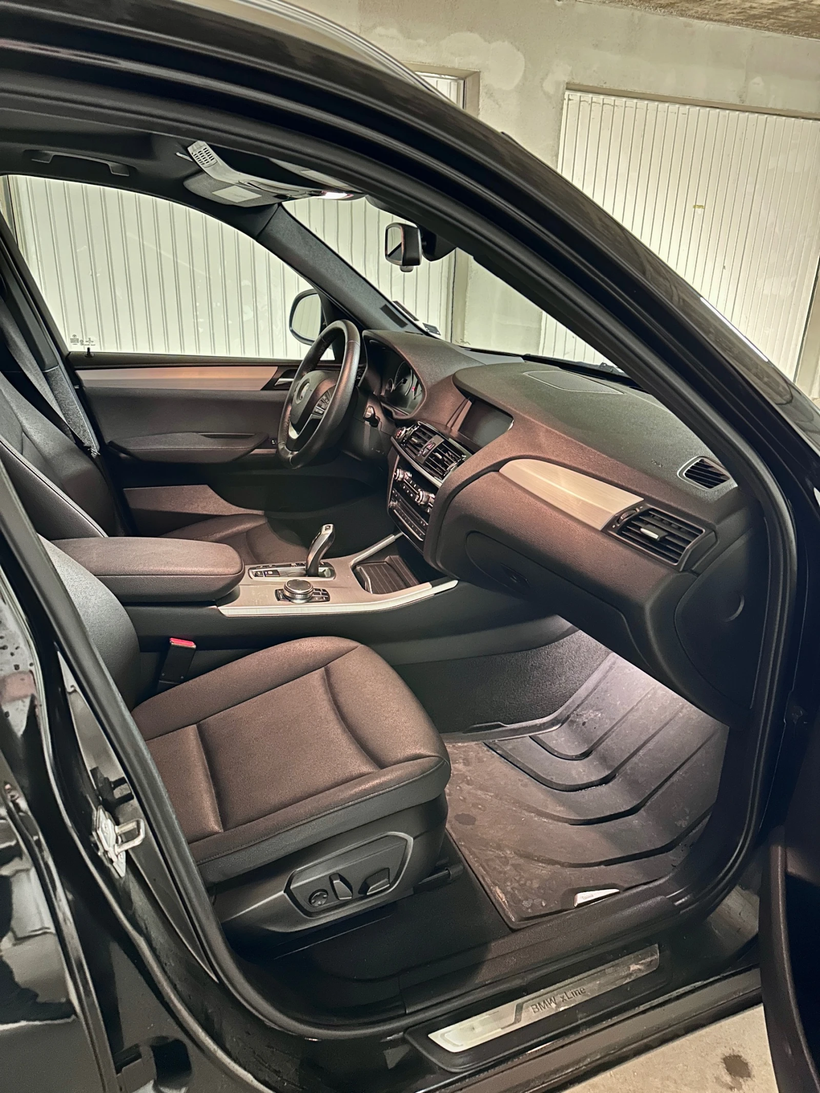 BMW X3 28i xDrive xLine висок пакет оборудване, снимка 7 - Автомобили и джипове - 55440981