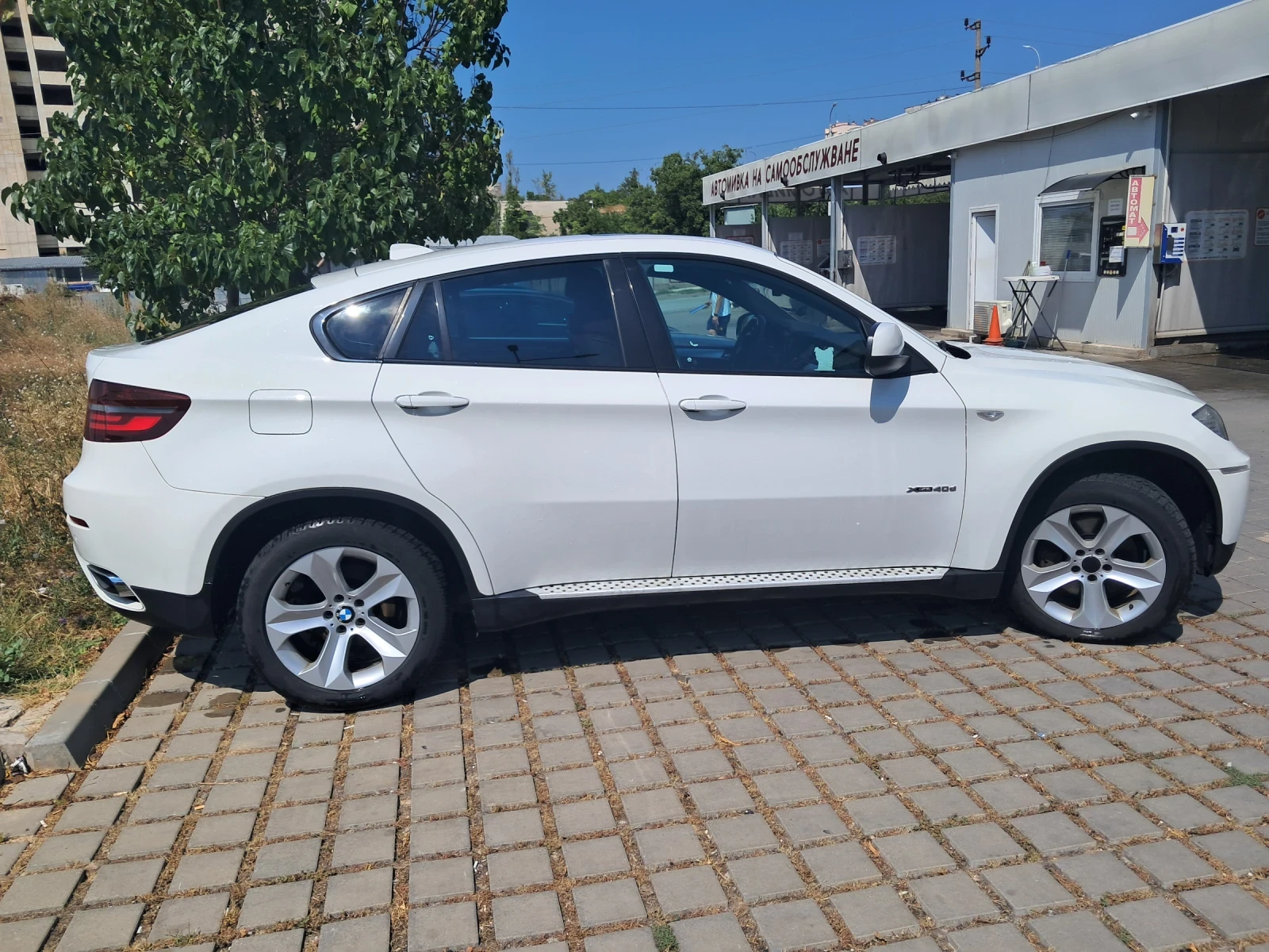 BMW X6 xDrive40d, снимка 9 - Автомобили и джипове - 55605034