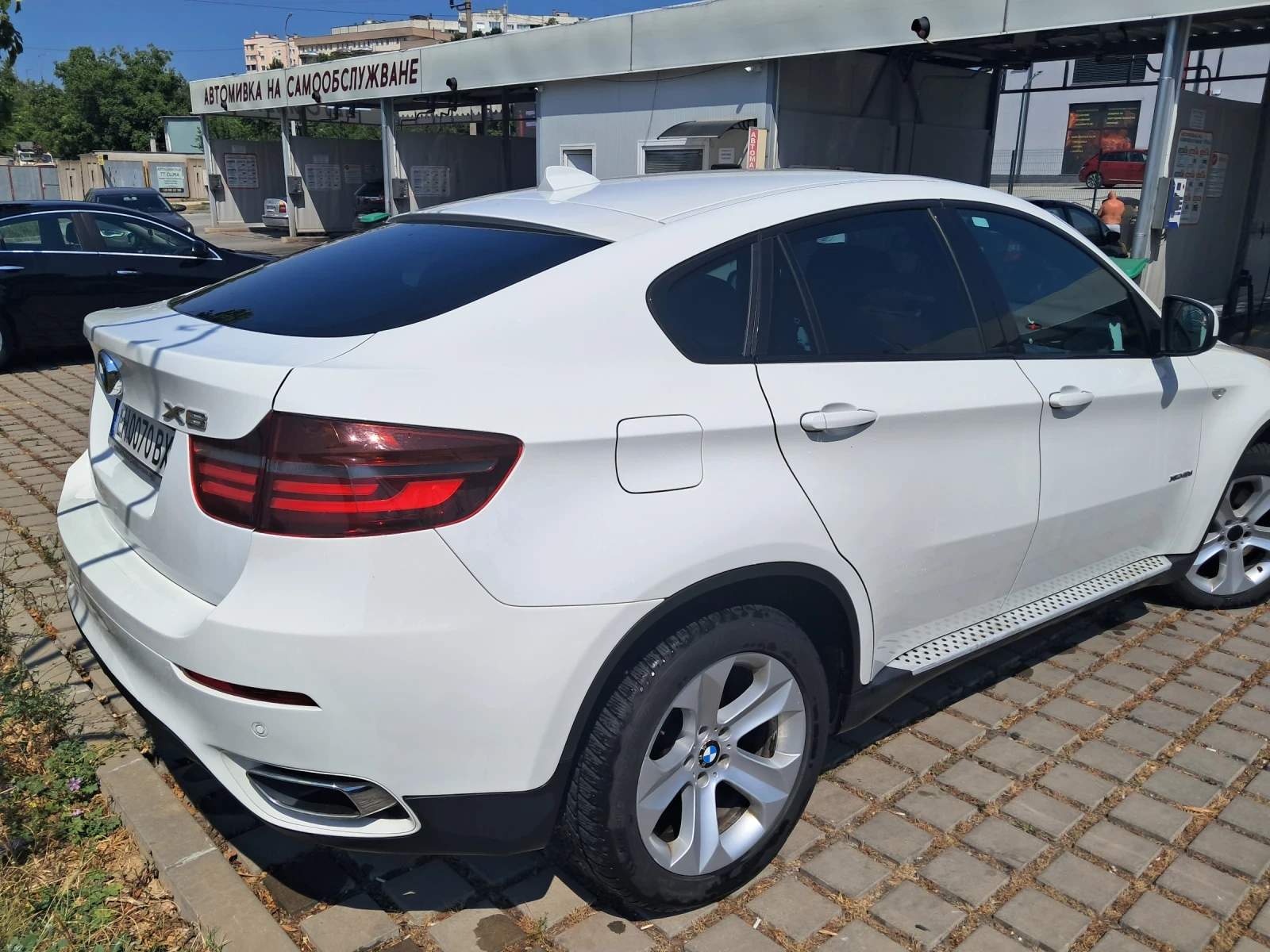 BMW X6 xDrive40d, снимка 10 - Автомобили и джипове - 55605034