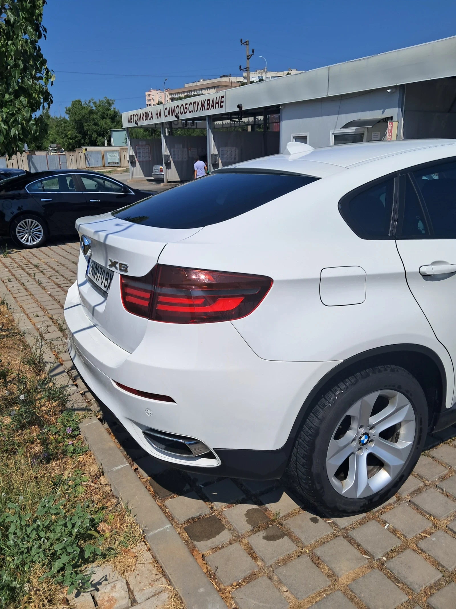 BMW X6 xDrive40d, снимка 16 - Автомобили и джипове - 55605034