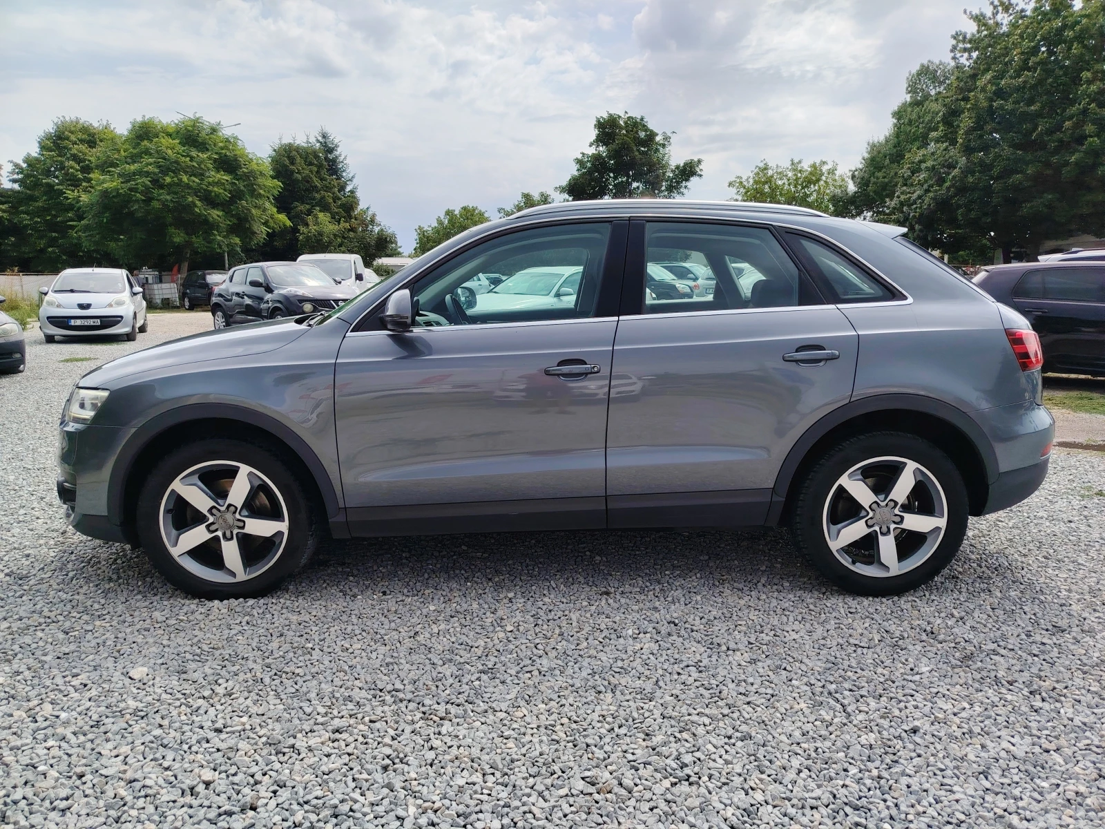 Audi Q3 2.0tdi 140кс.6ск. ЕВРО 5, снимка 4 - Автомобили и джипове - 55659796