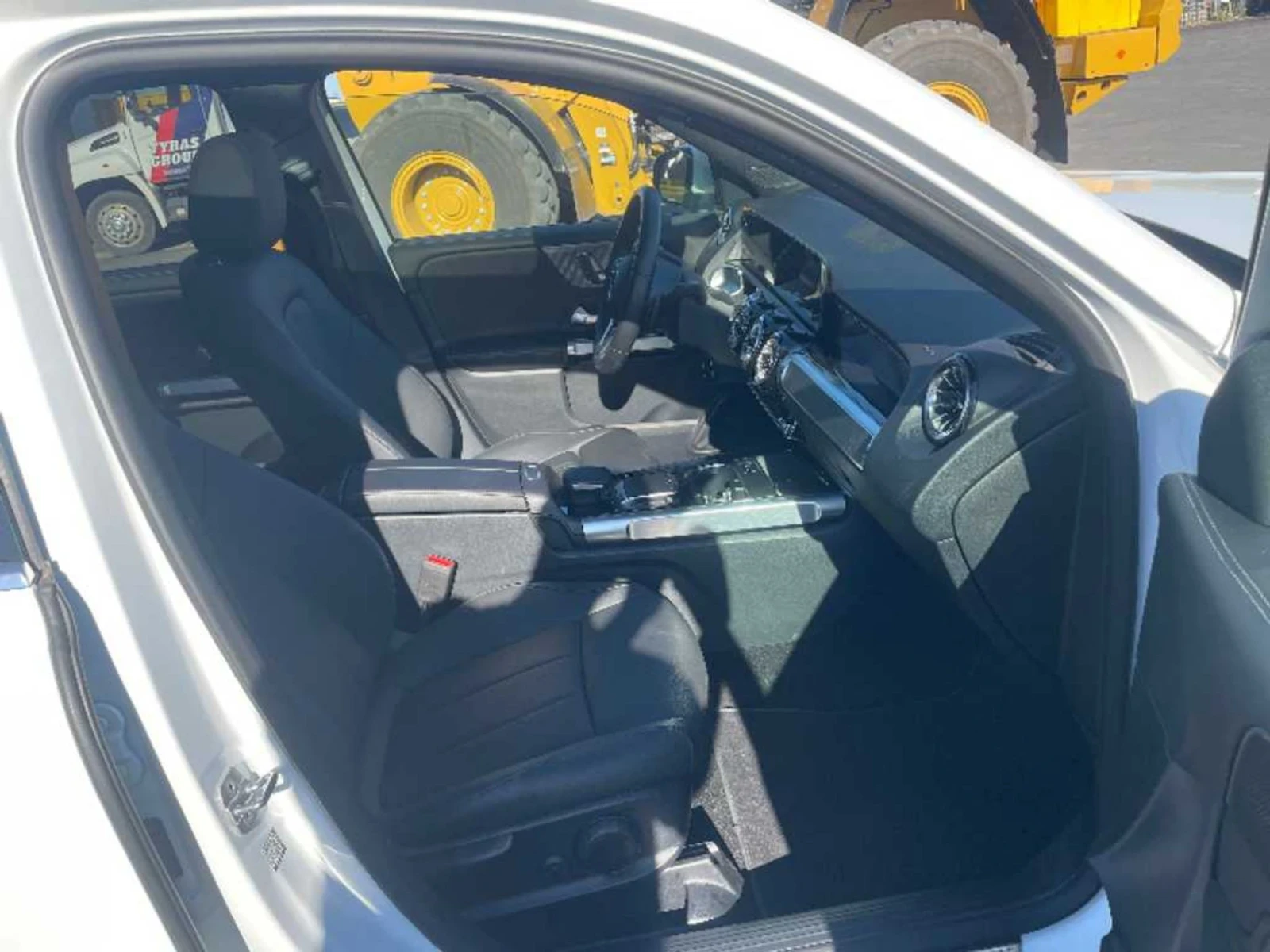 Mercedes-Benz GLB 250 | Mobile.bg � ����������� 7